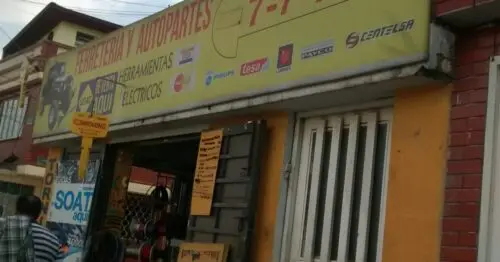 FERRETERIA Y AUTOPARTES TORNILLOS 77777 FERRETERIA Y AUTOPARTES TORNILLOS 77777